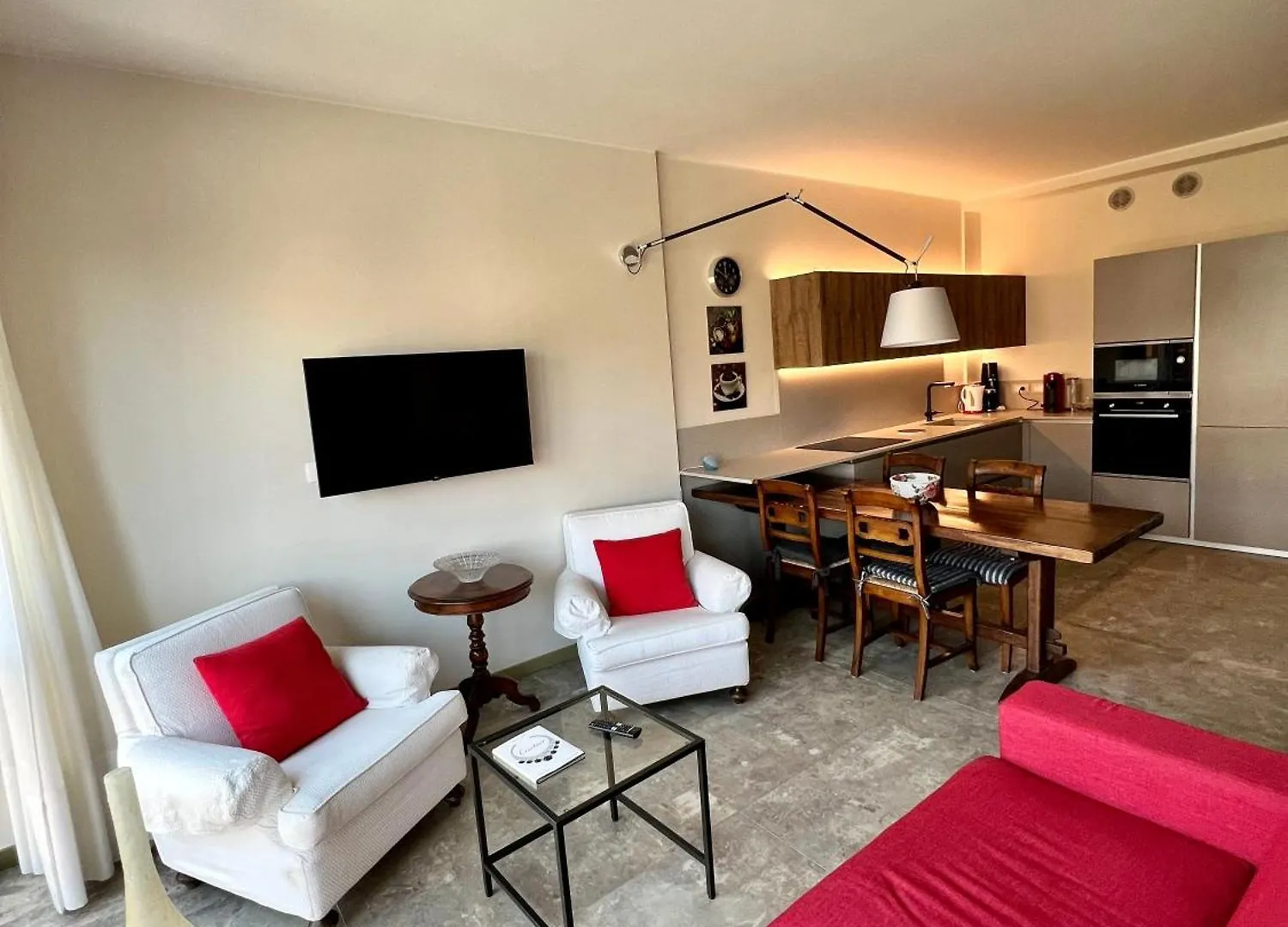 Avenue Rooms ヴェローナ 3*,  イタリア