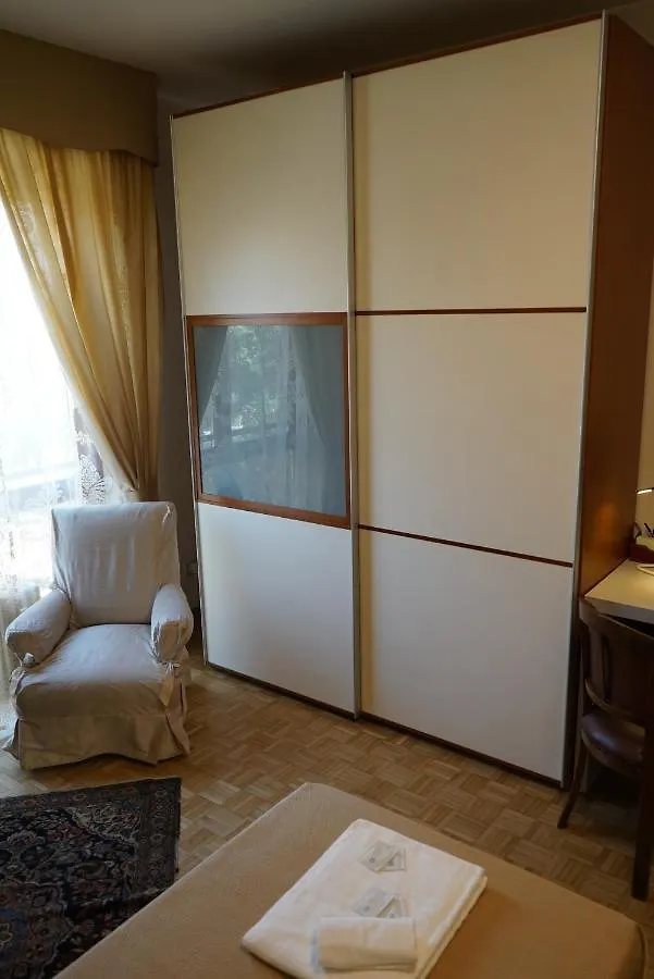 Avenue Rooms Verona Italy